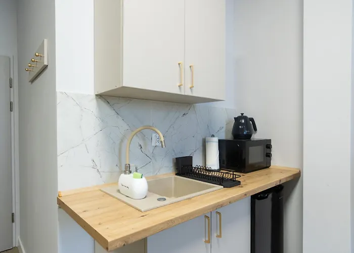 Moon アパートホテル 3*