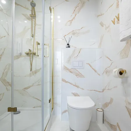 Moon アパートホテル ヴロツワフ