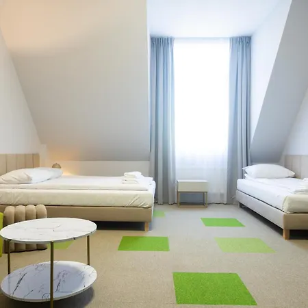 Moon アパートホテル ヴロツワフ