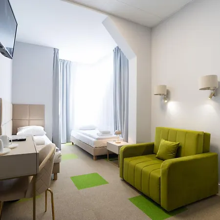 アパートホテル Moon