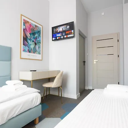 アパートホテル Moon 3*