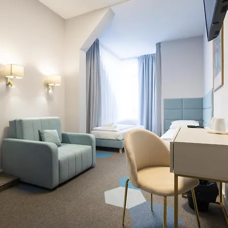 Moon アパートホテル