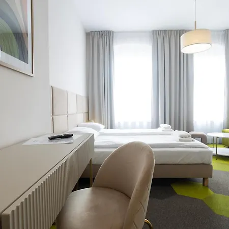 Moon ヴロツワフ