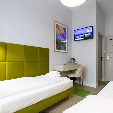 アパートホテル Moon